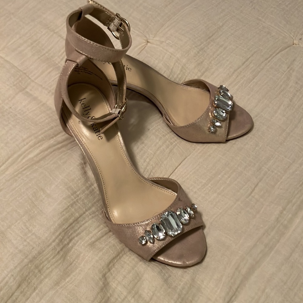 Kelly & Katie formal ladies shoes